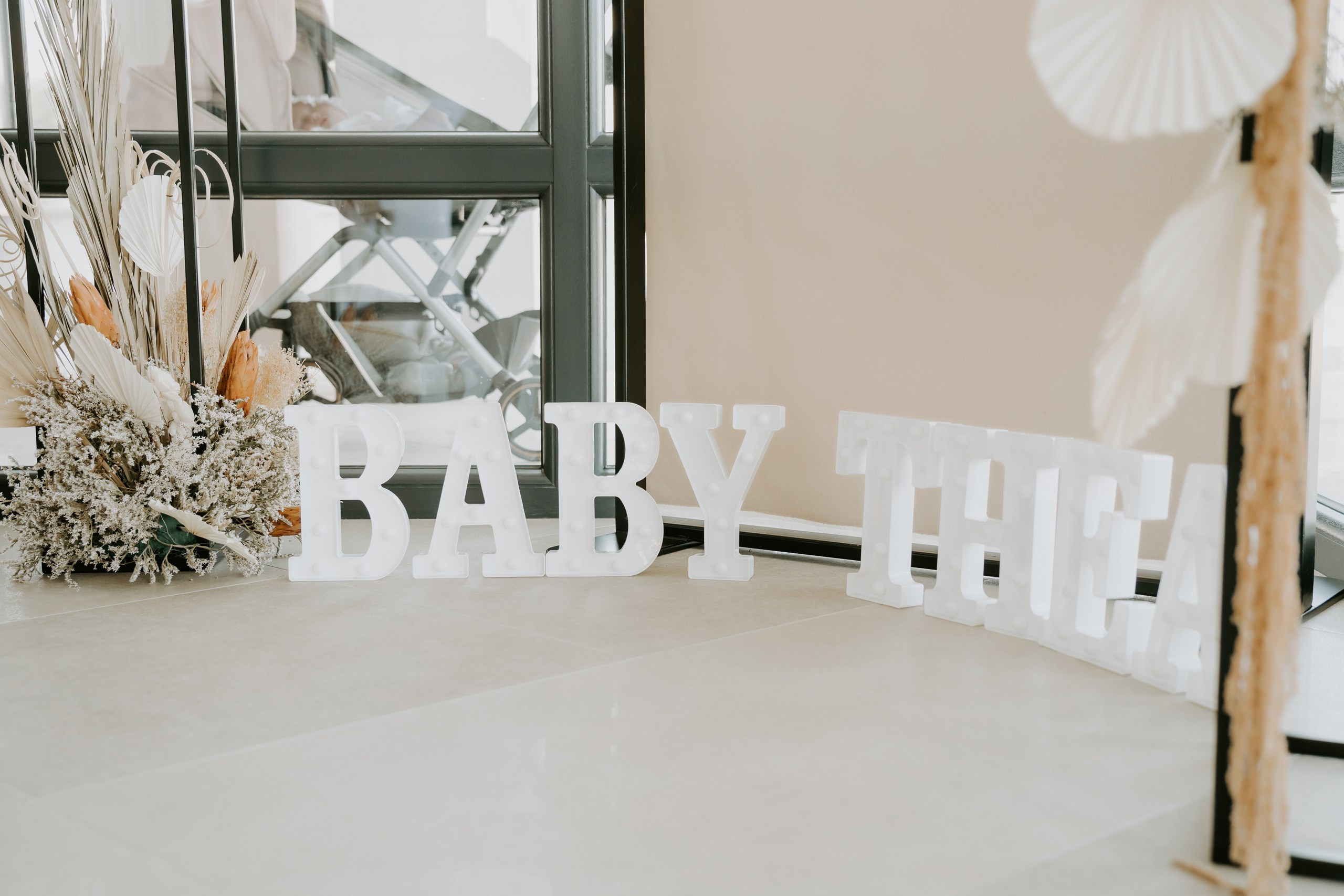 Decor festiv pentru botez la Everly Events